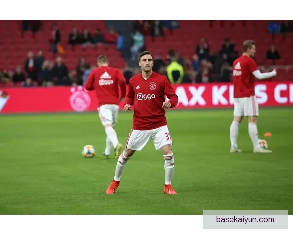 塔利亚菲科下底传中表现稳健，助力球队进攻效率提高