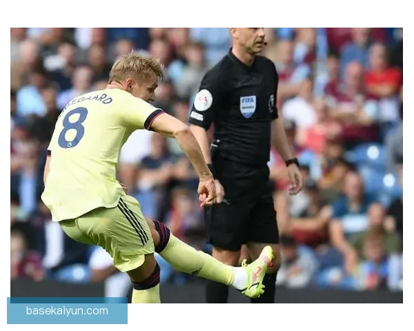 伊尔迪兹个人能力持续提升，备受关注的年轻球员展现出出色的技术水平。