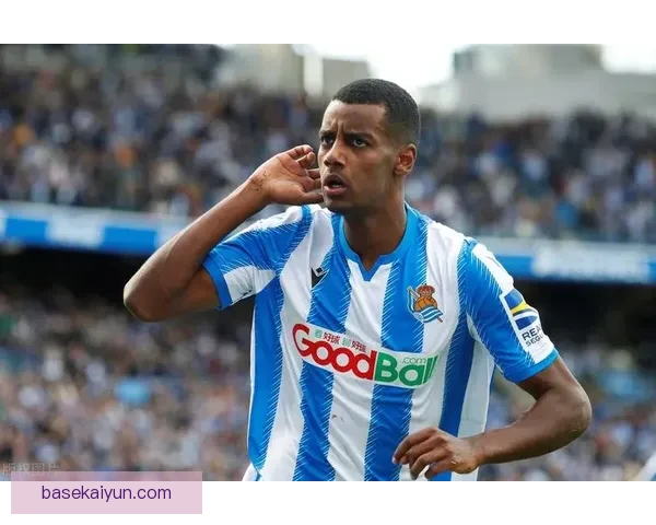 伊萨克进攻体系适配性分析：本赛季表现稳健，持续提升锋线竞争力